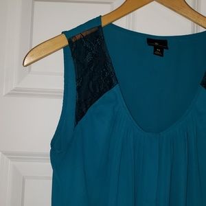 Worthington lace detailed blouse